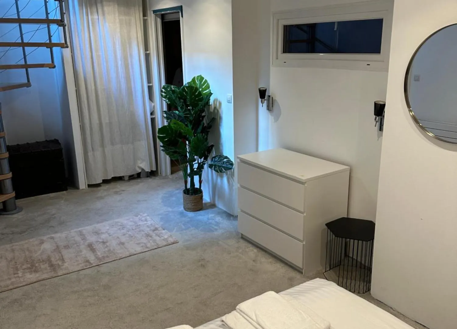 Canal Saint Martin Apartments Paris